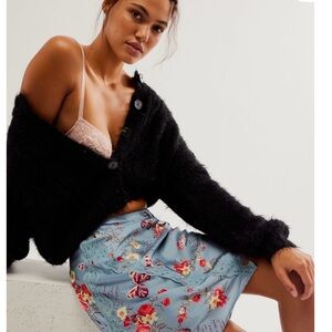 FREE PEOPLE Storybook half slip in pearl blue.